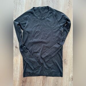 Lululemon Black Long Sleeve